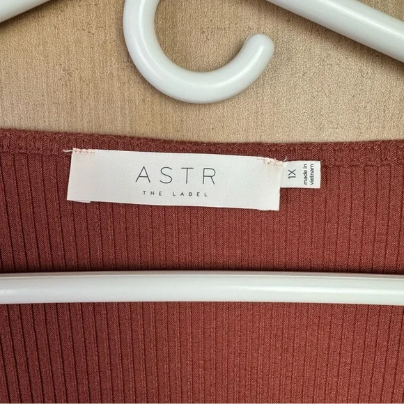 ASTR the label Marsala Square Neck Bodysuit Size 1X - Picture 3 of 7